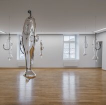 Vue de l’installation Aquarium (2014) de Joëlle Allet dans le cadre du cycle d’expositions Les grandes inspirations, Musée d’art du Valais, Sion, 2026-2027
© Joëlle Allet.
Photo : Musées cantonaux du Valais, Sion / Olivier Lovey